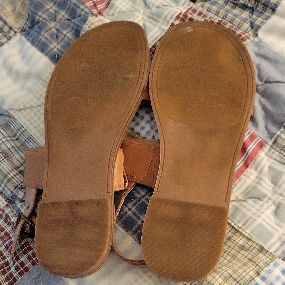 Lucky Brand Tan Minimalist Sandals Slip-On - Picture 3 of 3